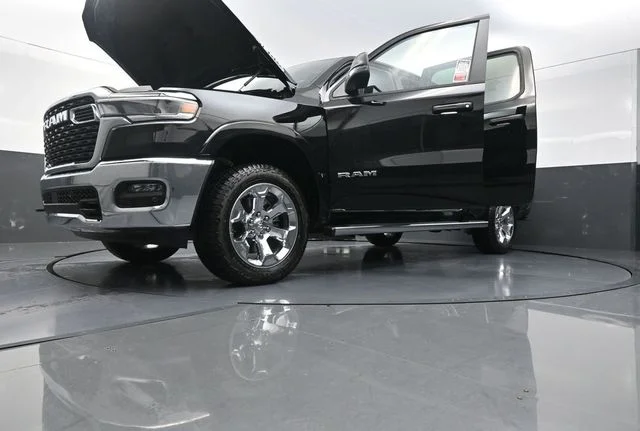 New 2026 Diamond Black Crystal Pearl-Coat Exterior Paint RAM Big Horn/Lone Star image 35