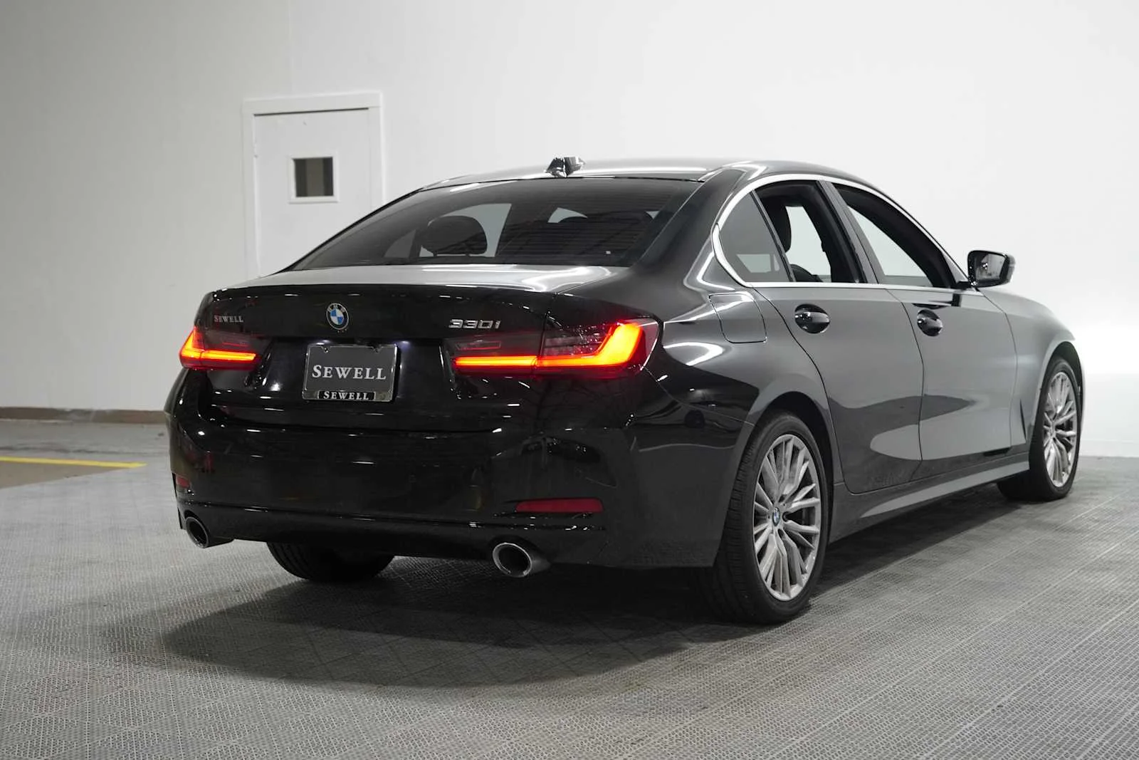 Certified Used 2024 Black Sapphire Metallic BMW 330i image 4