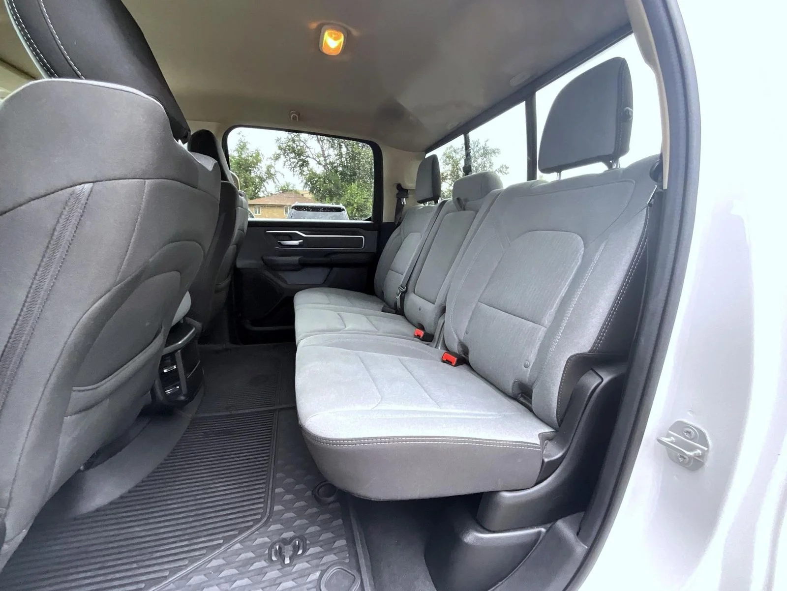 Used 2019 White Ram Big Horn/Lone Star image 21