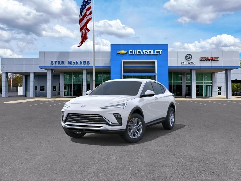 New 2026 Summit White Buick Preferred image 8