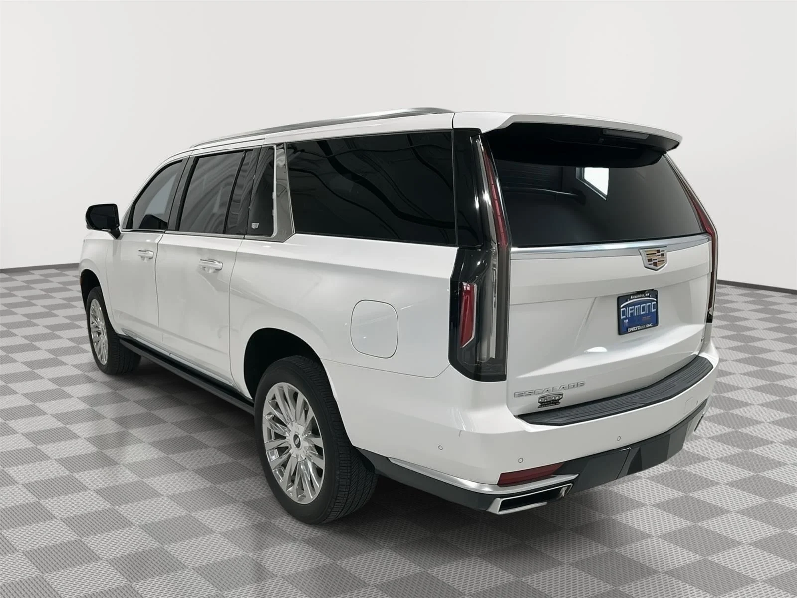 Used 2024 Crystal White Tricoat Cadillac Premium Luxury image 6