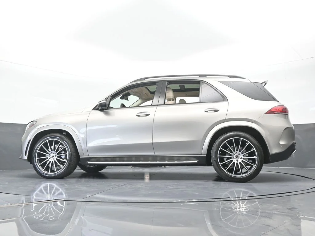 Used 2022 Gold Mercedes-Benz GLE 350 image 60