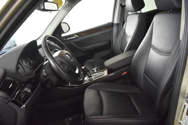 Used 2017 Silver BMW xDrive28i image 17