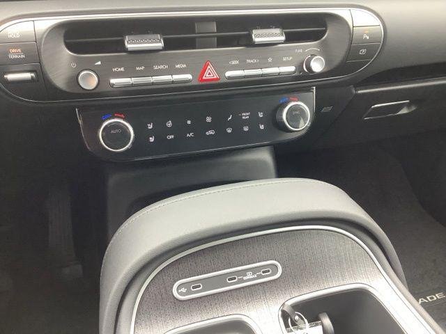 New 2026 White Pearl Hyundai Limited image 43