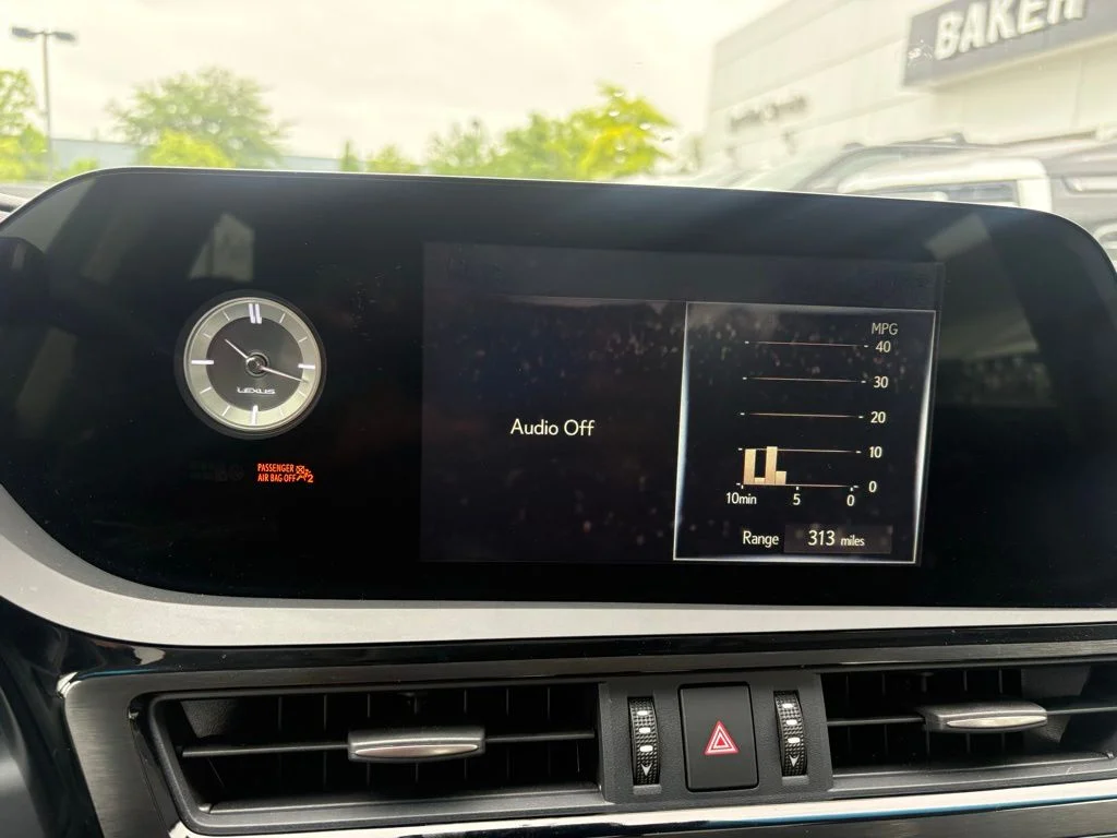 Used 2022 White Pearl Lexus 350 image 19