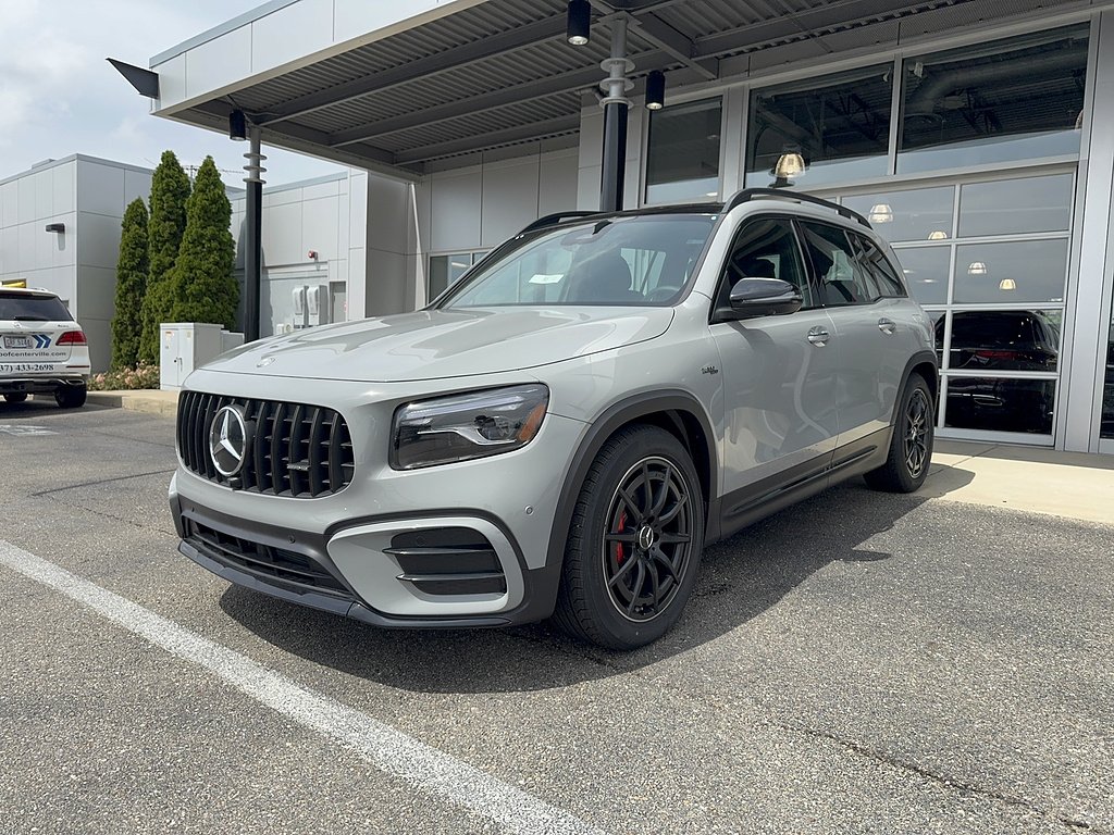 New 2026 MANUFAKTUR Alpine Grey Mercedes-Benz AMG® GLB 35 image 1