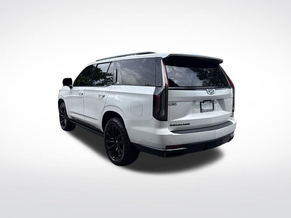 Used 2021 White Cadillac Sport Platinum image 7