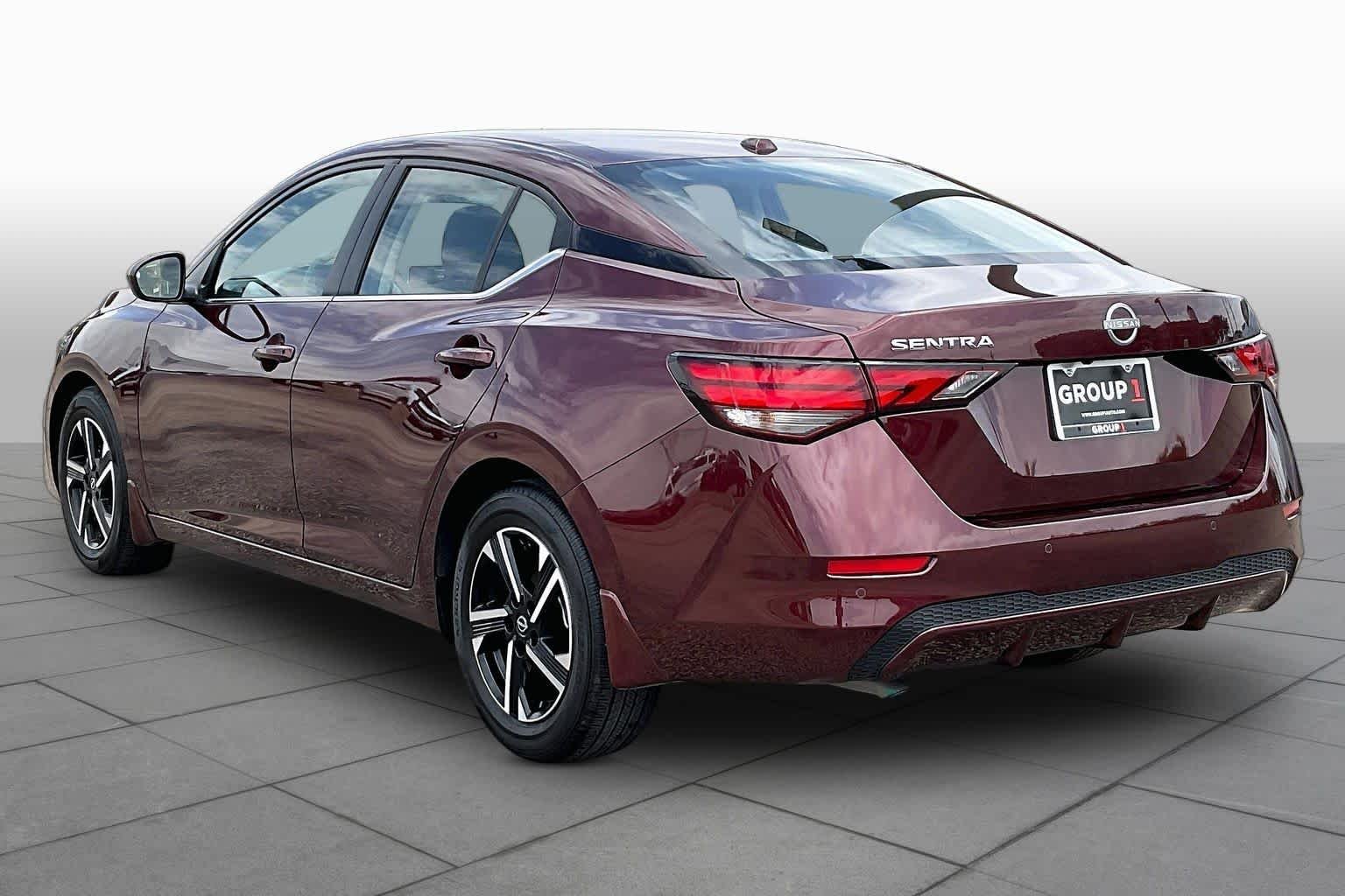 Used 2025 Rosewood Metallic Nissan SV image 11