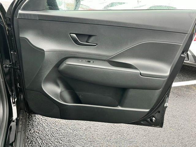 New 2026 Black Hyundai SE FWD image 23