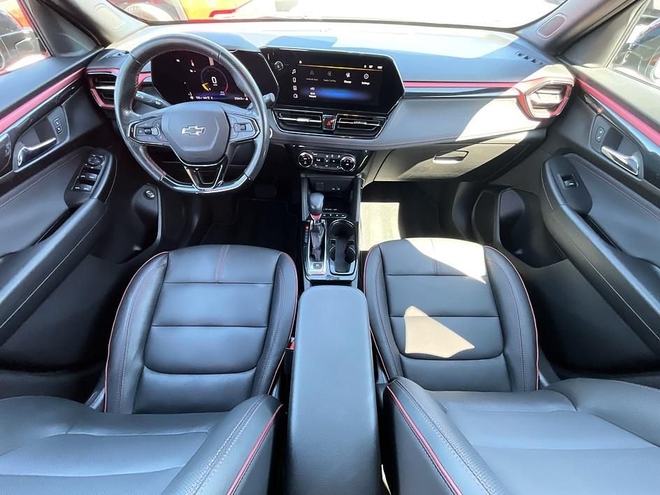 Used 2025 Gray Chevrolet RS image 3