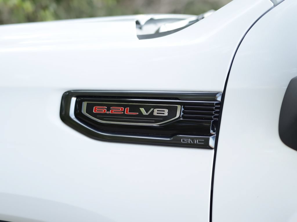 Used 2023 SUMMIT WHITE GMC AT4 image 41