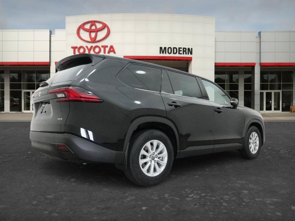 New 2026 Midnight Black Met Toyota Hybrid XLE image 17