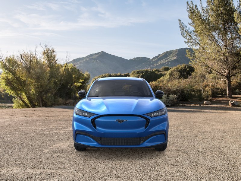 New 2026 Velocity Blue Metallic Ford Premium image 36