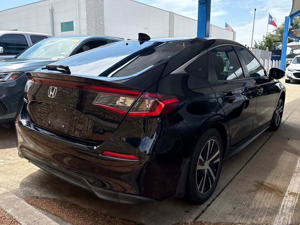 2023 Honda Civic Hatchback LX - Photo 18