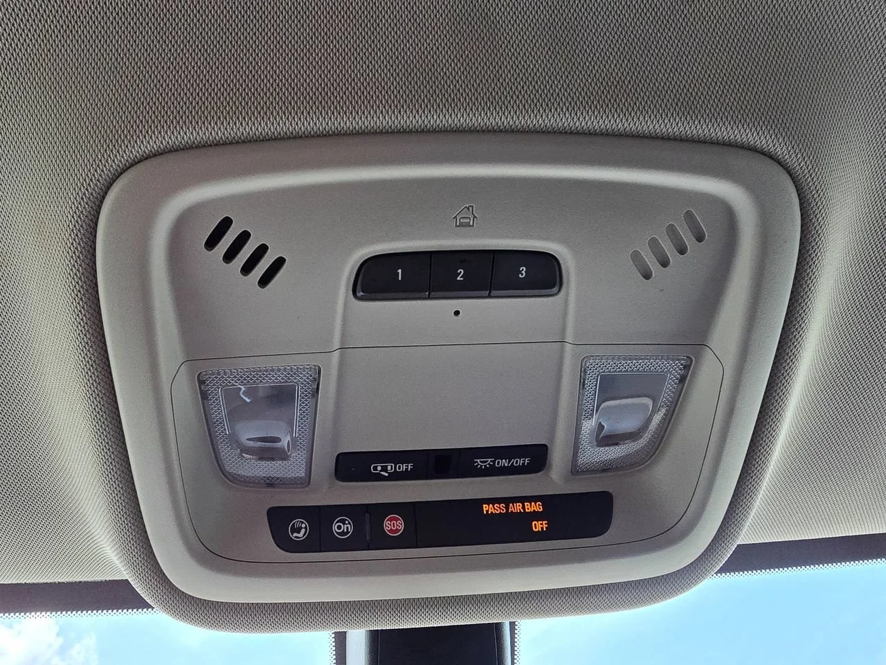 Used 2019 Graphite Chevrolet LT Leather image 30
