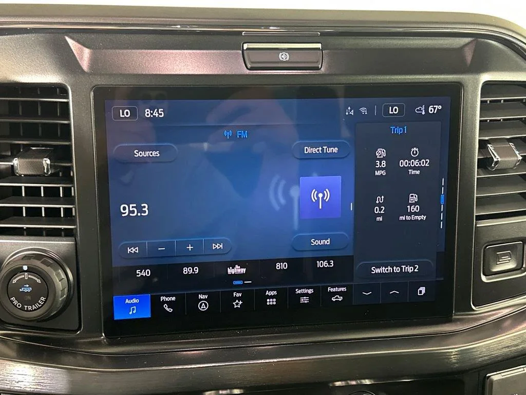 New 2026 Carbonized Gray Metallic Ford F-350® Lariat® image 18