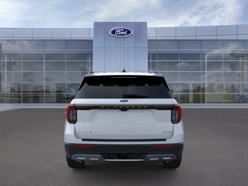 New 2026 Space White Metallic Ford Active image 5