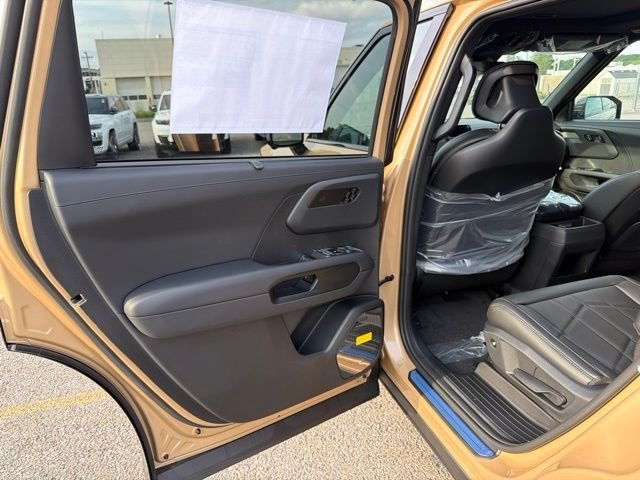 New 2027 Terrain Brown Kia X-LINE SX image 11
