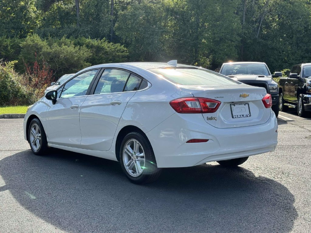Used 2017 White Chevrolet LT image 23
