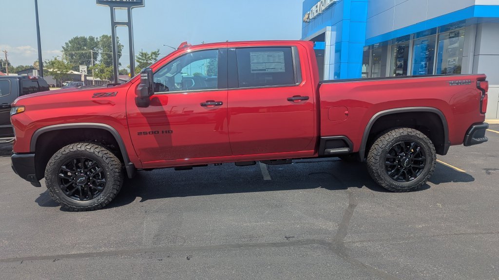 2026 Chevrolet Silverado 2500 HD LTZ - Photo 8