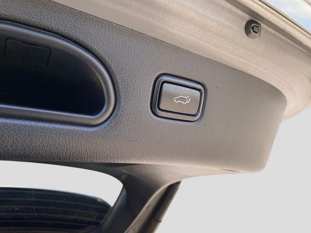 Used 2022 Blue Kia LX image 6