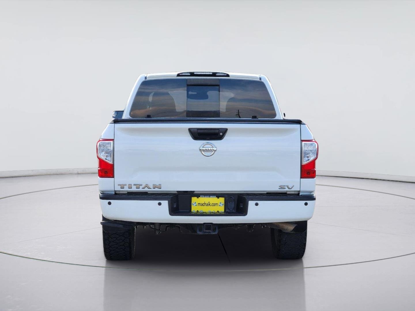 Used 2019 Glacier White Nissan SV image 5