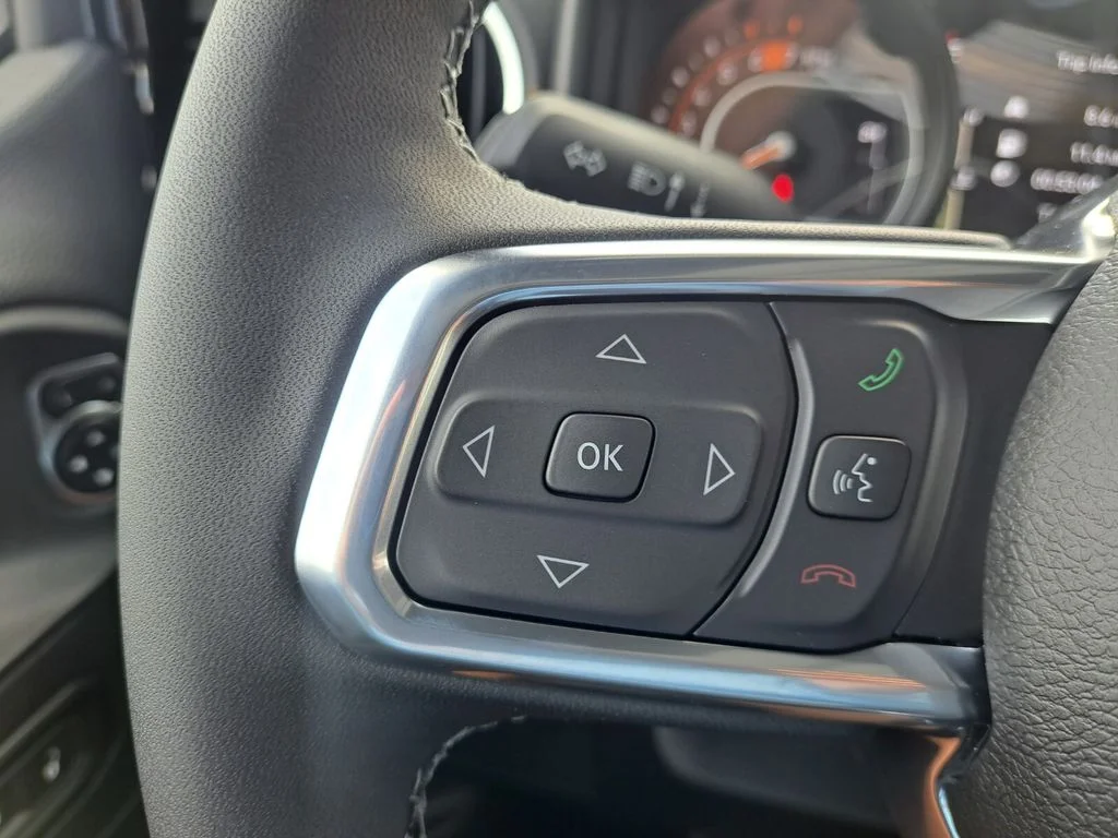 2025 Jeep Wrangler 4-Door Sahara - Photo 14