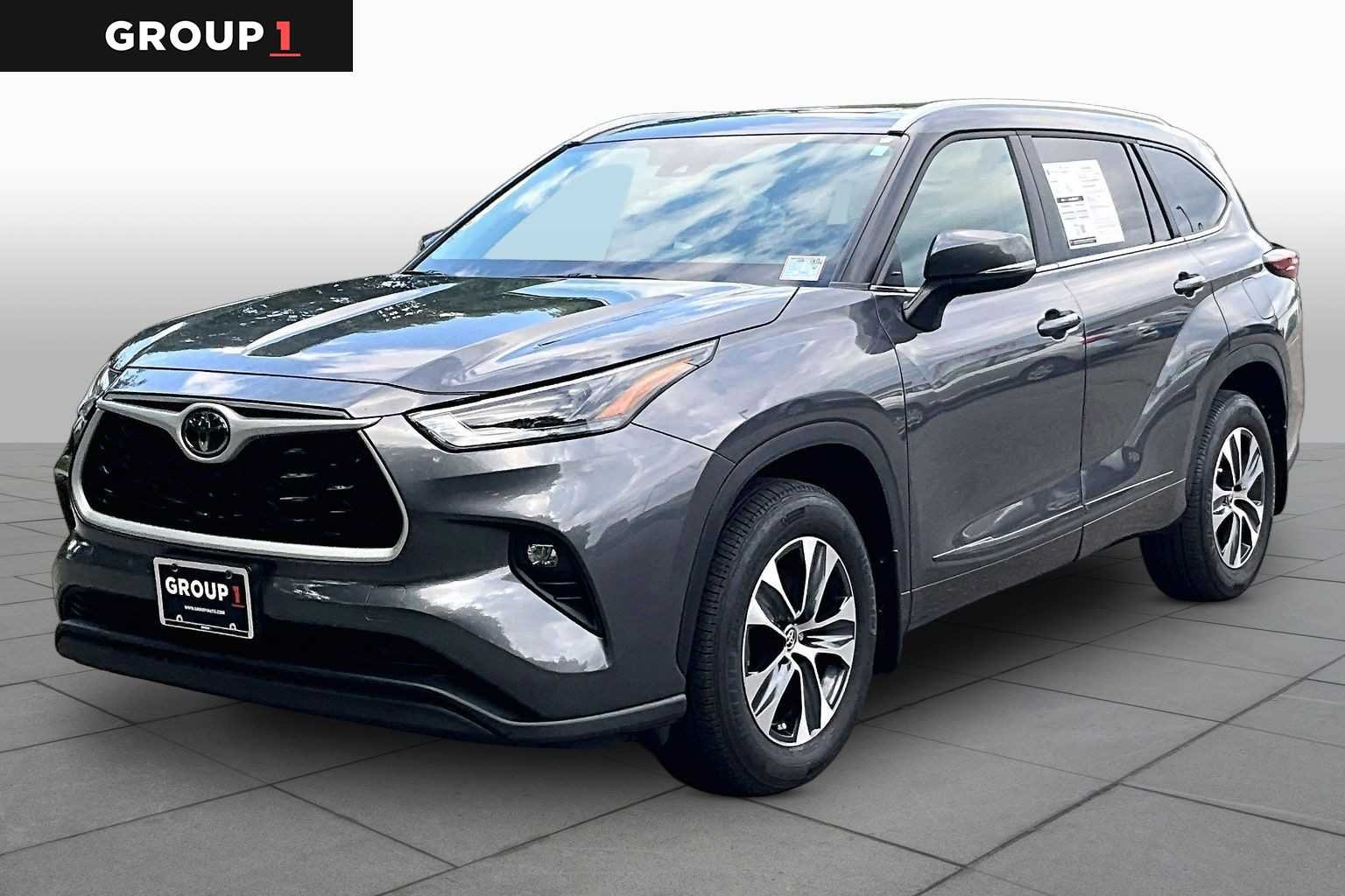 2025 Toyota Highlander XLE