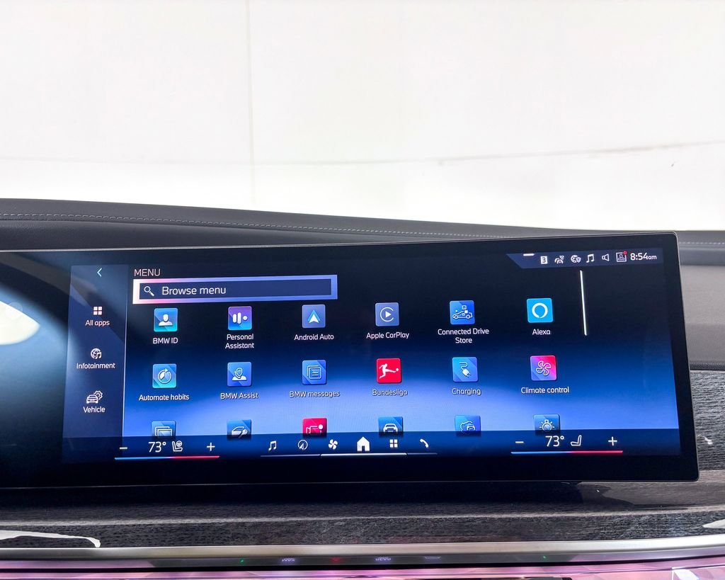 2025 BMW 7 Series 750e - Photo 38