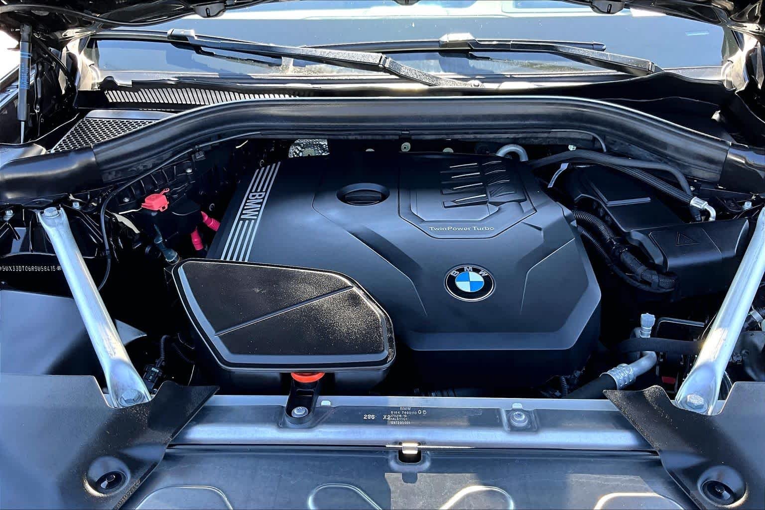 Used 2024 Black Sapphire Metallic BMW xDrive30i image 30