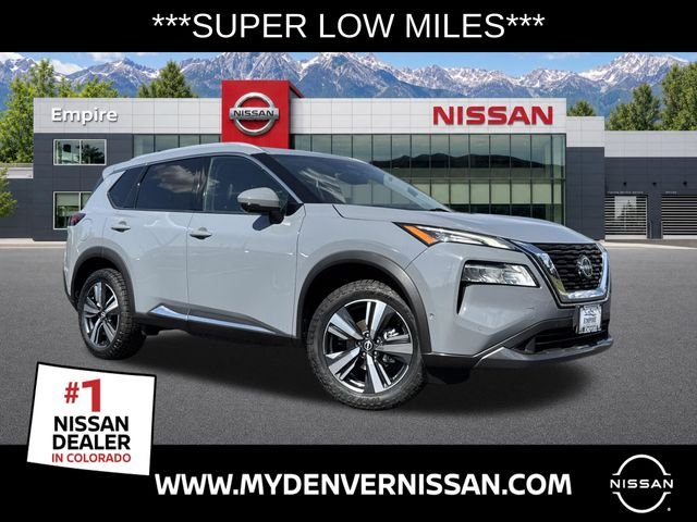Used 2023 Gray Nissan SL image 1