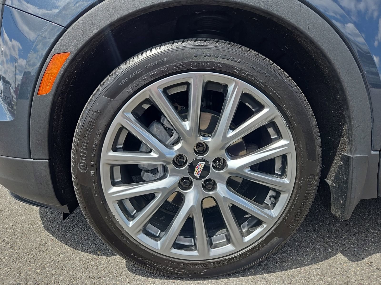 Used 2020 SHADOW METALLIC Cadillac FWD Premium Luxury image 30