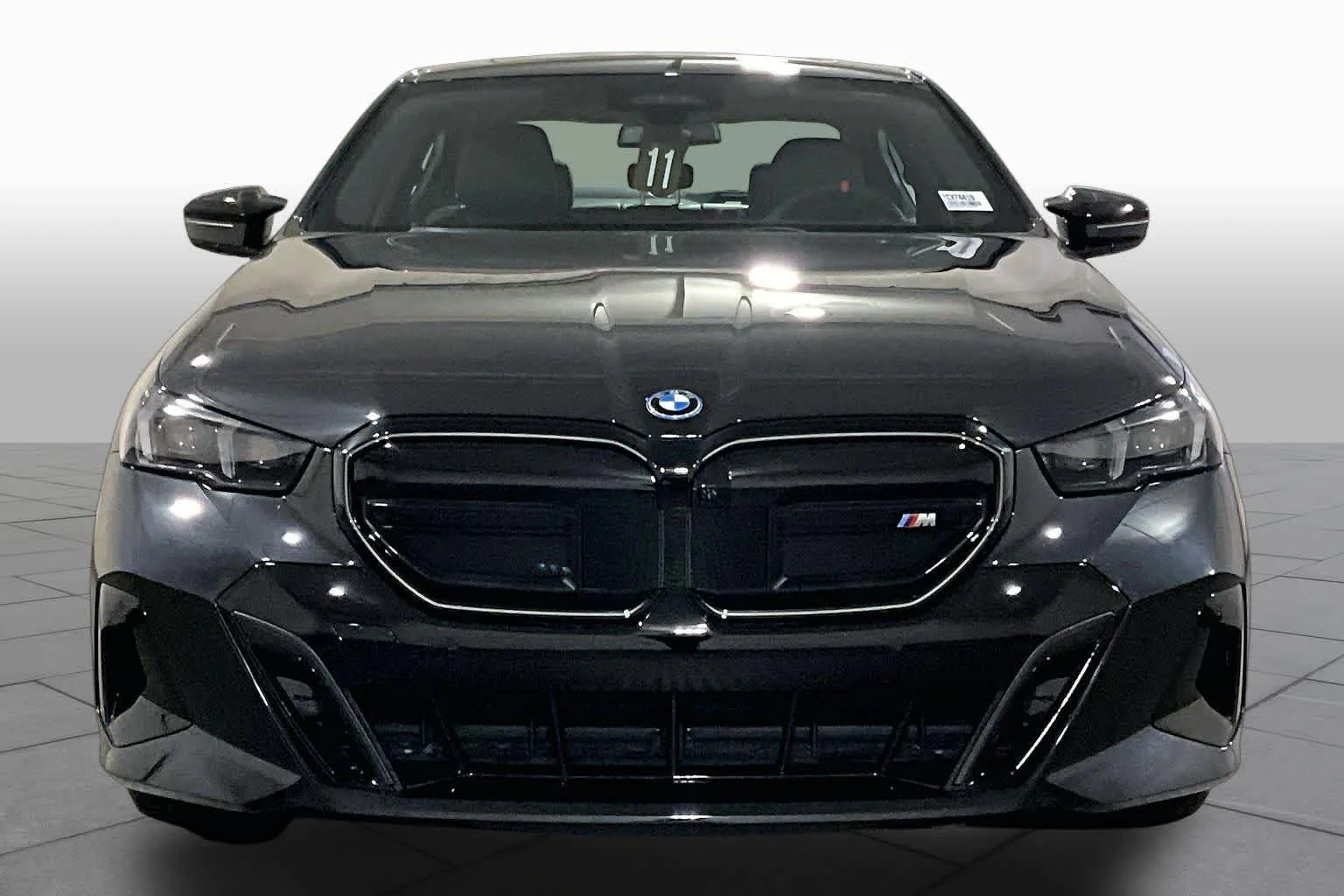 New 2026 Black Sapphire Metallic BMW M60 image 2