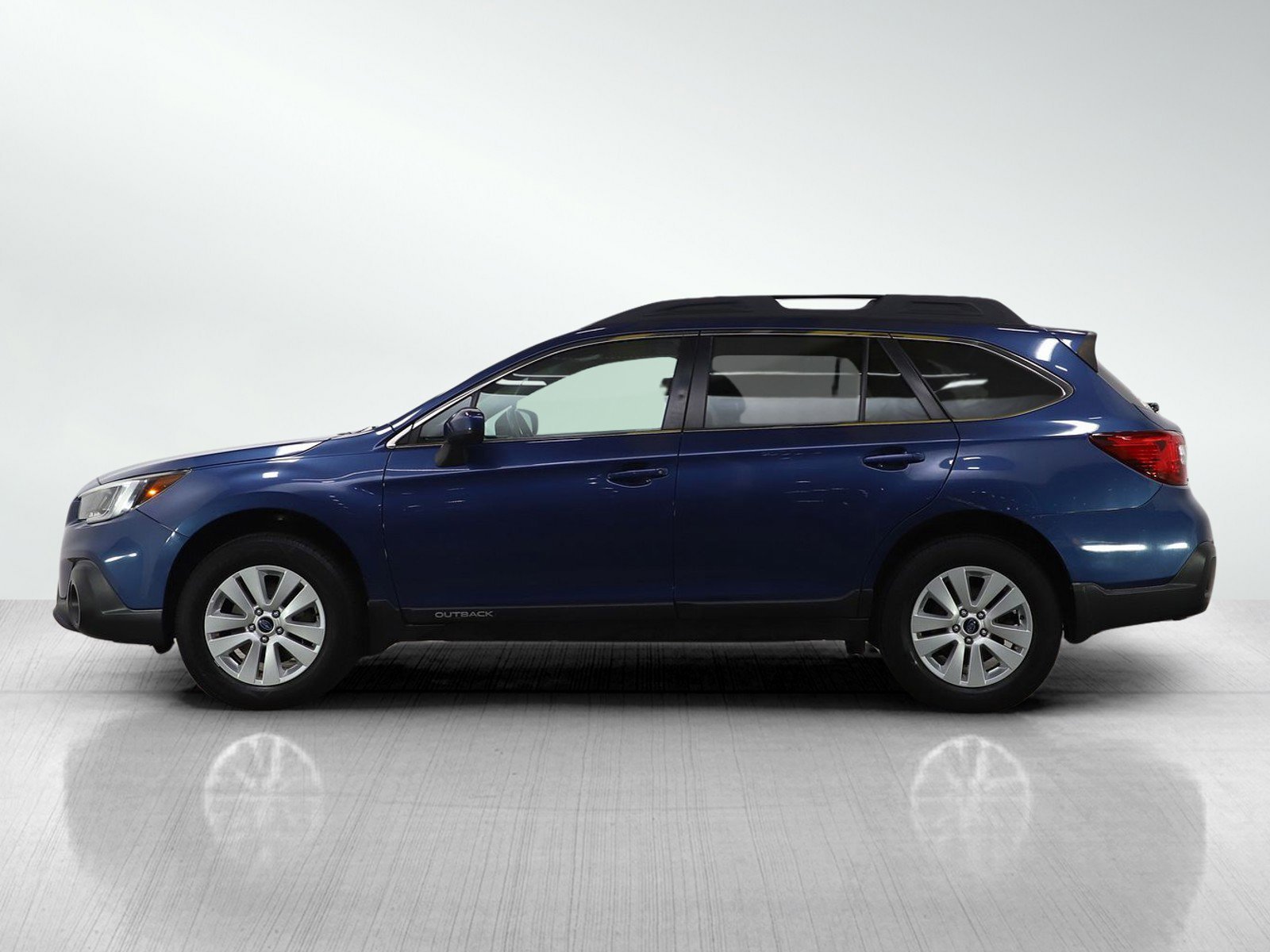 Used 2019 Subaru Outback Premium with VIN 4S4BSAFC4K3394531 for sale in Burnsville, Minnesota