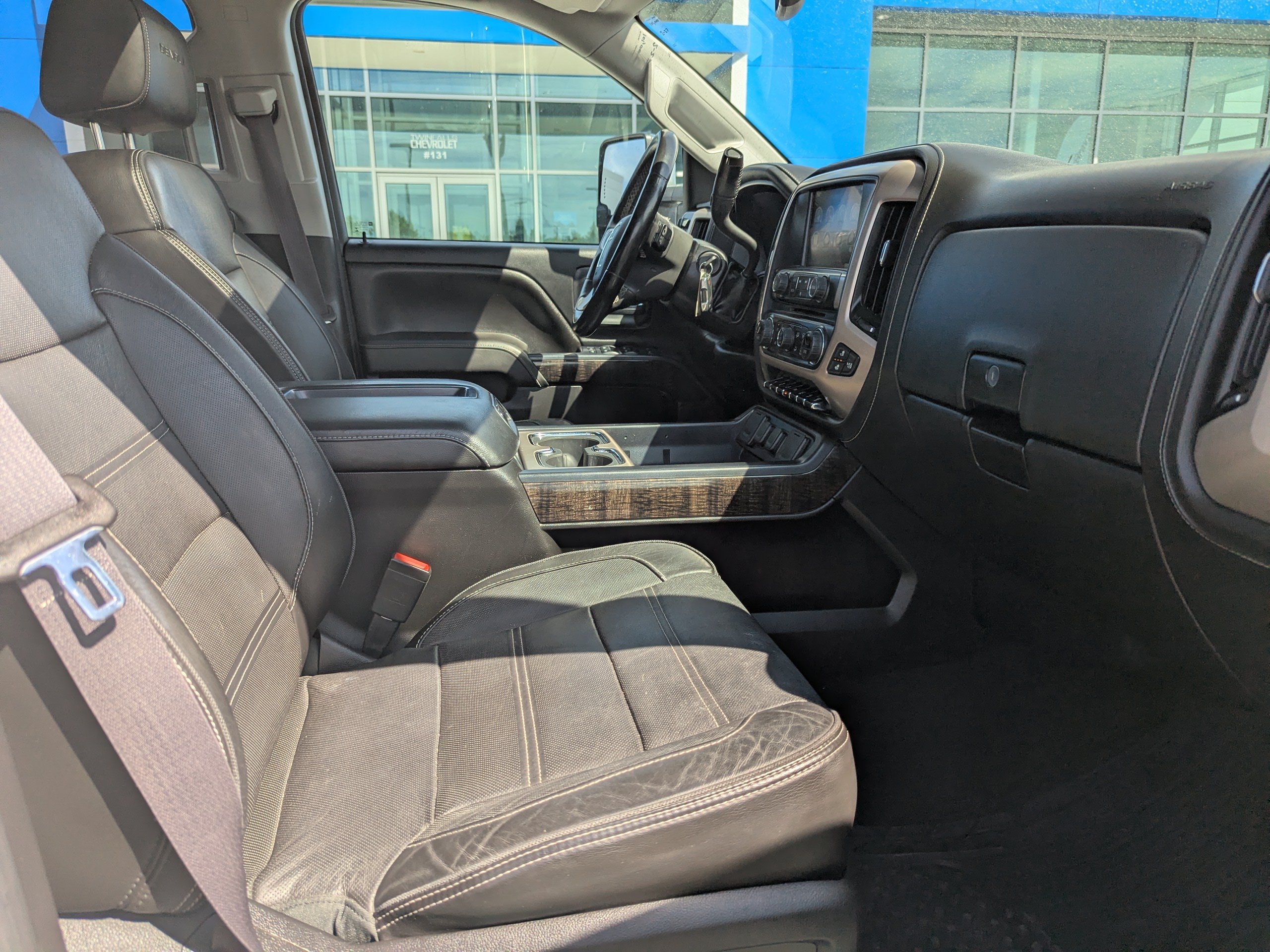 Used 2015 SUMMIT WHITE GMC Denali image 37
