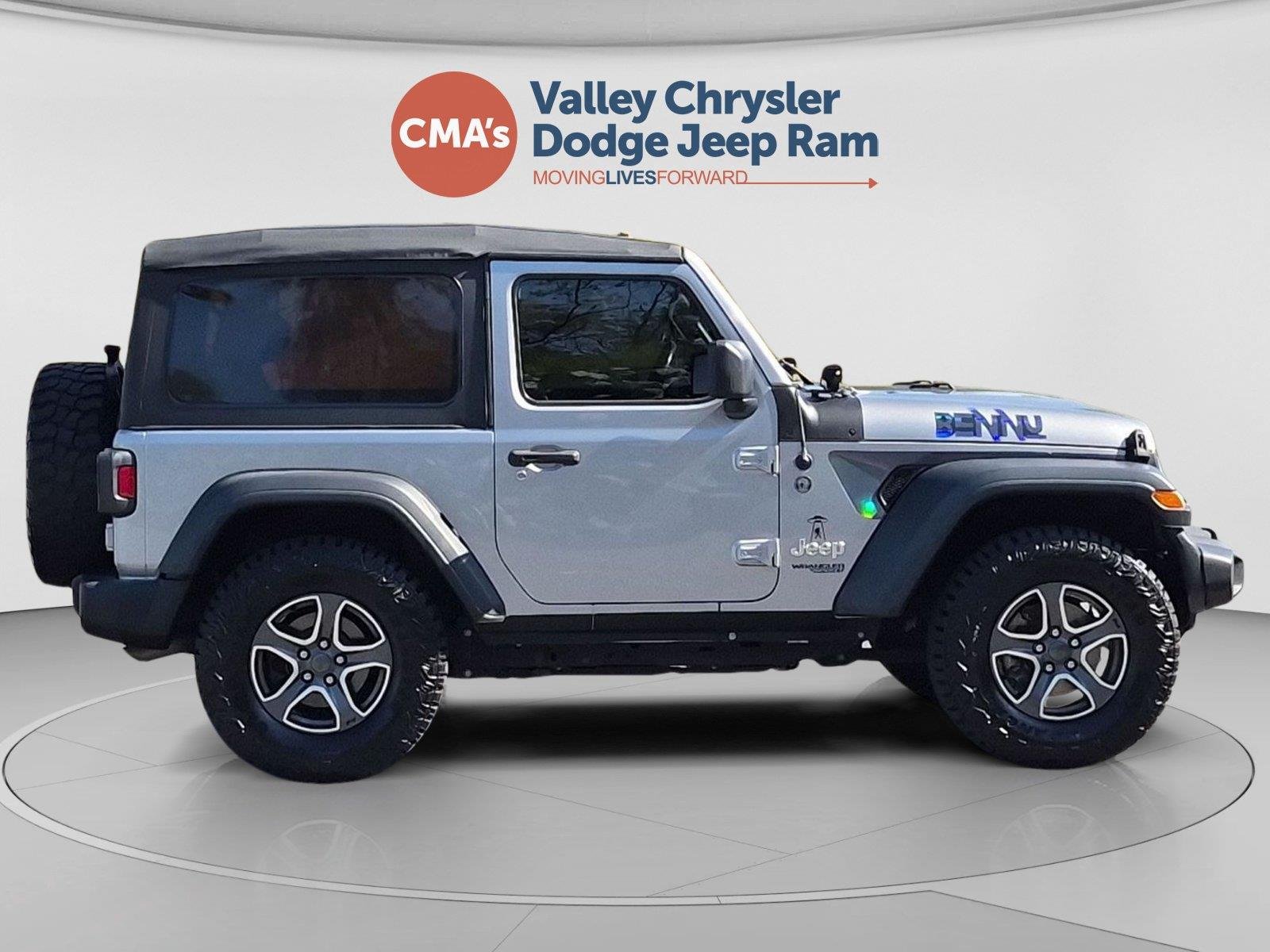 Used 2021 Billet Silver Metallic Clearcoat Jeep Sport S image 7