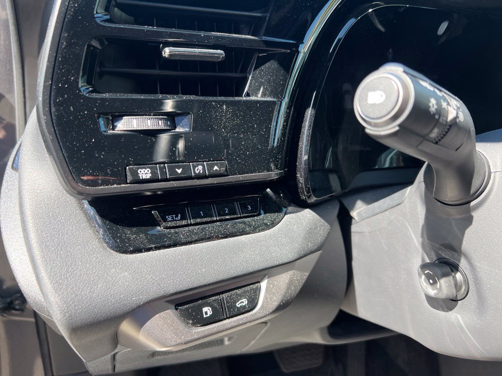 Used 2024 Gray Lexus RX 350 image 12