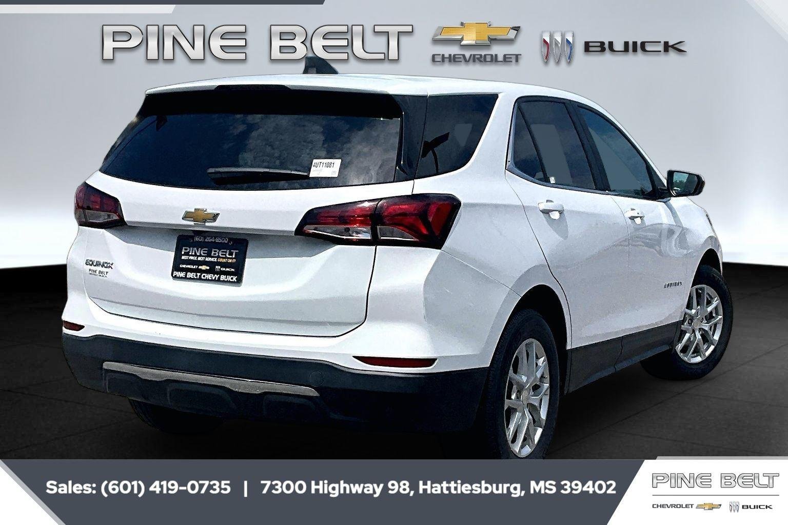 Used 2022 Summit White Chevrolet LT image 11