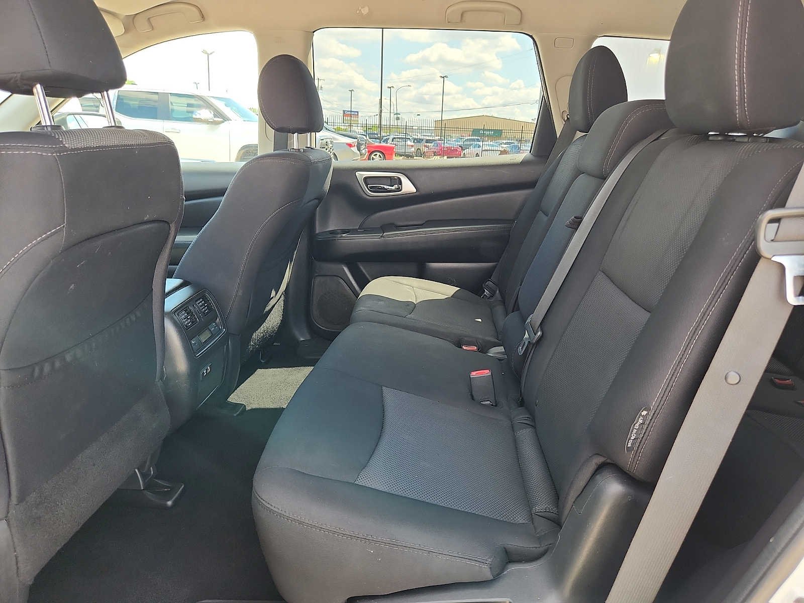 Used 2019 White Nissan S image 11