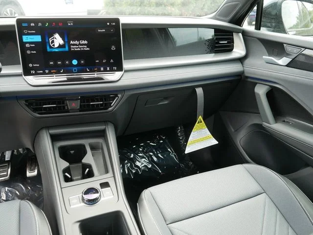 New 2026 Black Volkswagen 2.0T SE R-Line Black image 10
