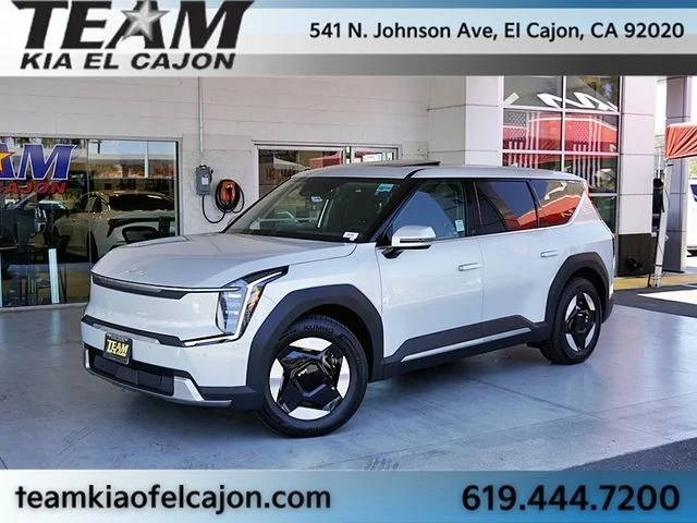 2026 Kia EV9 Light Long Range