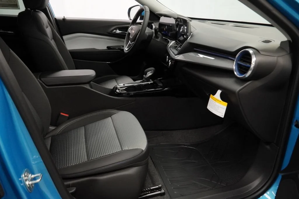New 2026 Marina Blue Metallic Chevrolet LT image 28