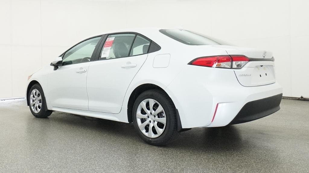 New 2026 Wind Chill Pearl Toyota LE image 18