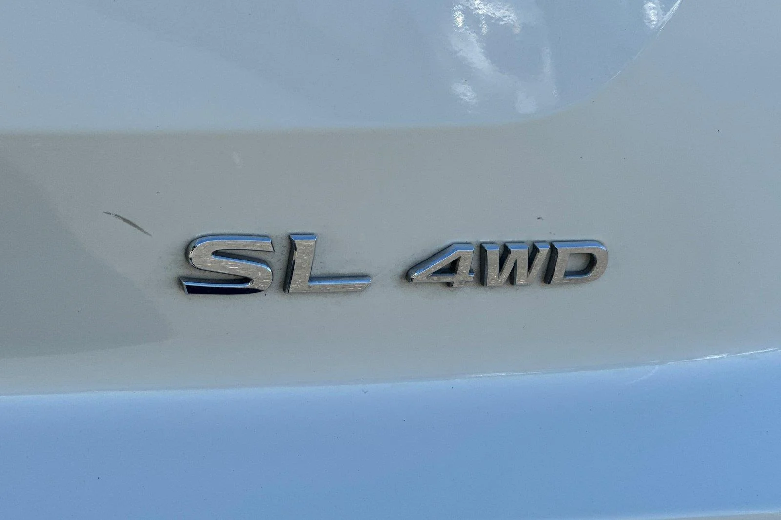 Used 2022 Pearl White Tricoat Nissan SL image 29