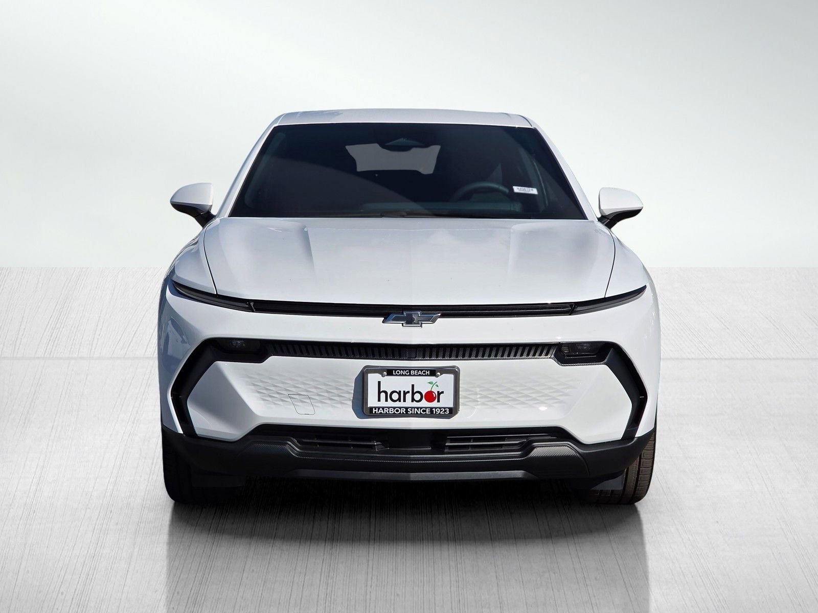 New 2026 Summit White Chevrolet LT image 2