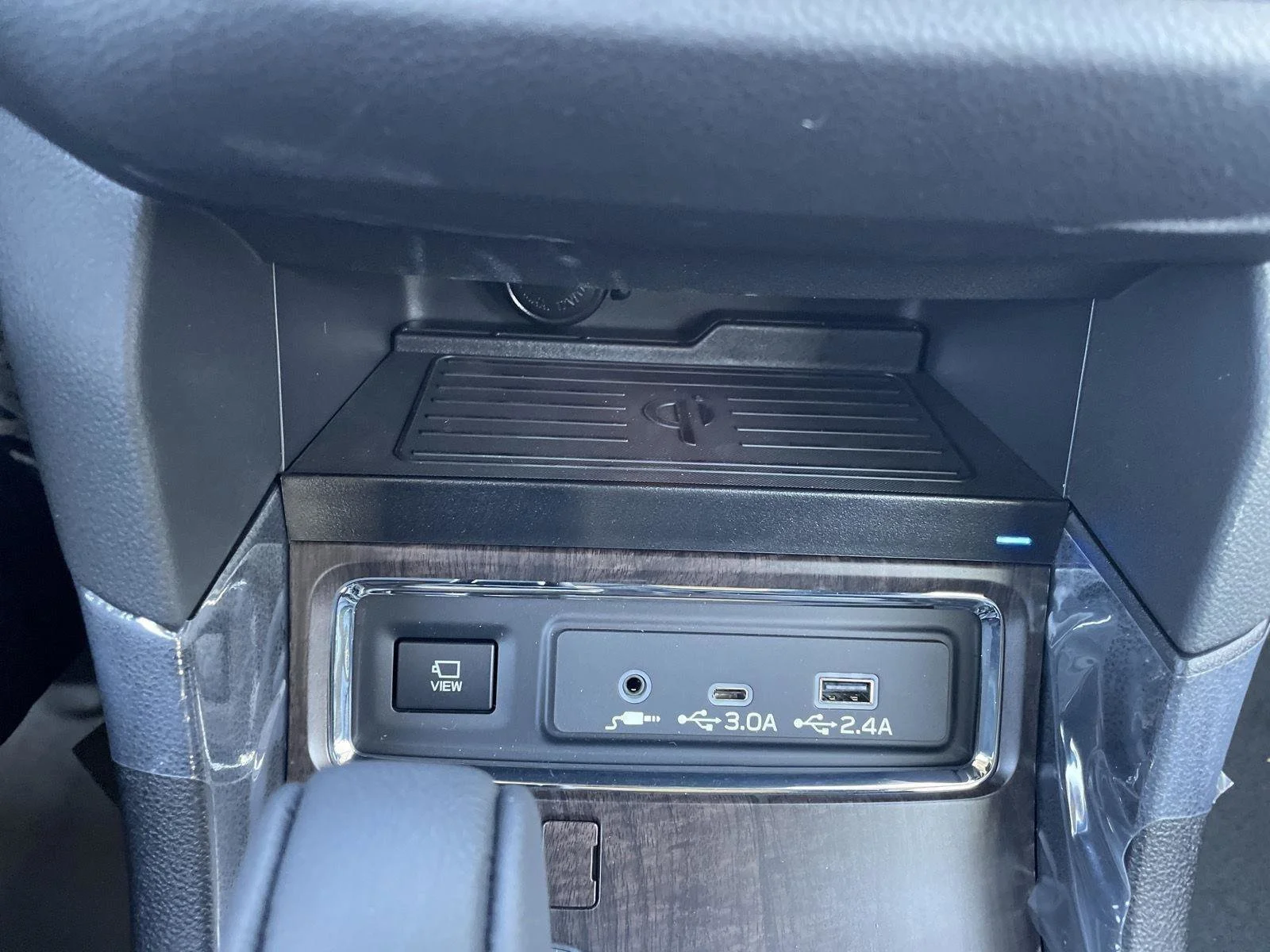 New 2026 Crystal Black Silica Subaru Touring image 18