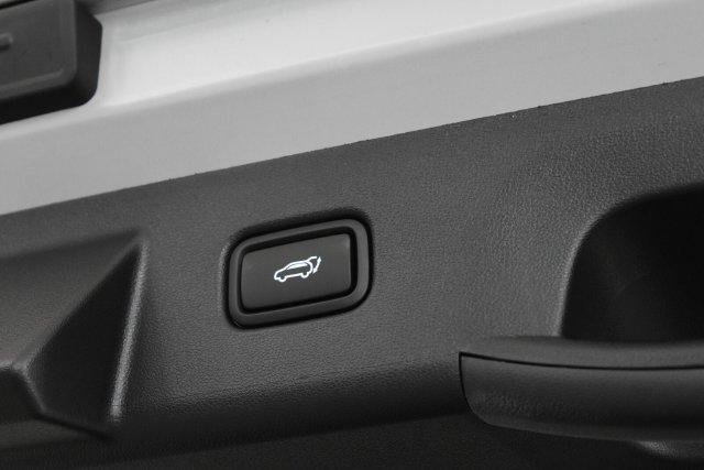 New 2026 Silver Hyundai SEL Premium AWD image 86