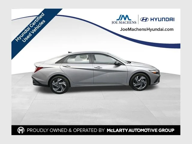Used 2025 Silver Hyundai SEL Sport image 1