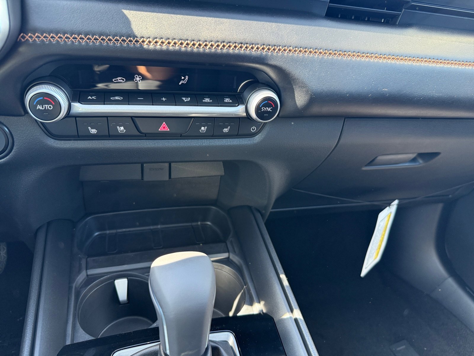New 2026 Wind Chill Pearl Mazda Premium image 13