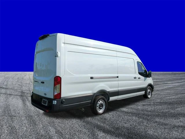 New 2026 Oxford White Ford Cargo Van image 4